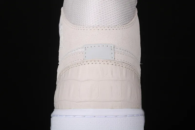 All Categories Air Jordan Jordan Series Basketball Shoes Air Jordan 1 Mid Differentiated Versions Air Jordan 1 Mid AJ1 Joe 1 Sea Salt Fluorescent Green CV3018-001